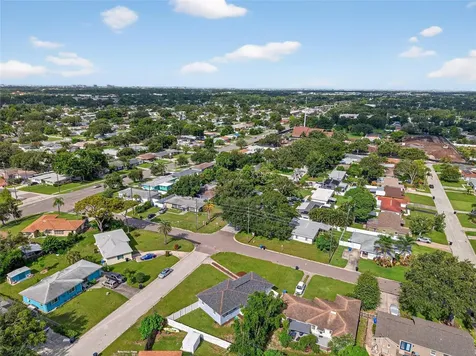 5175 23rd Avenue N St Petersburg FL 33710