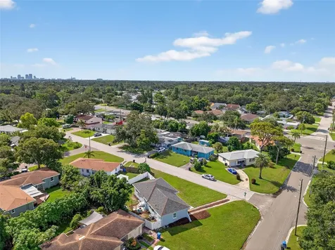 5175 23rd Avenue N St Petersburg FL 33710