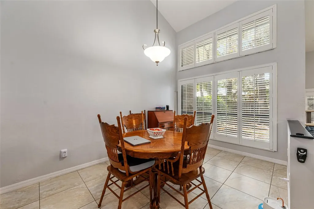 2740 NW 39th Drive Gainesville FL 32606