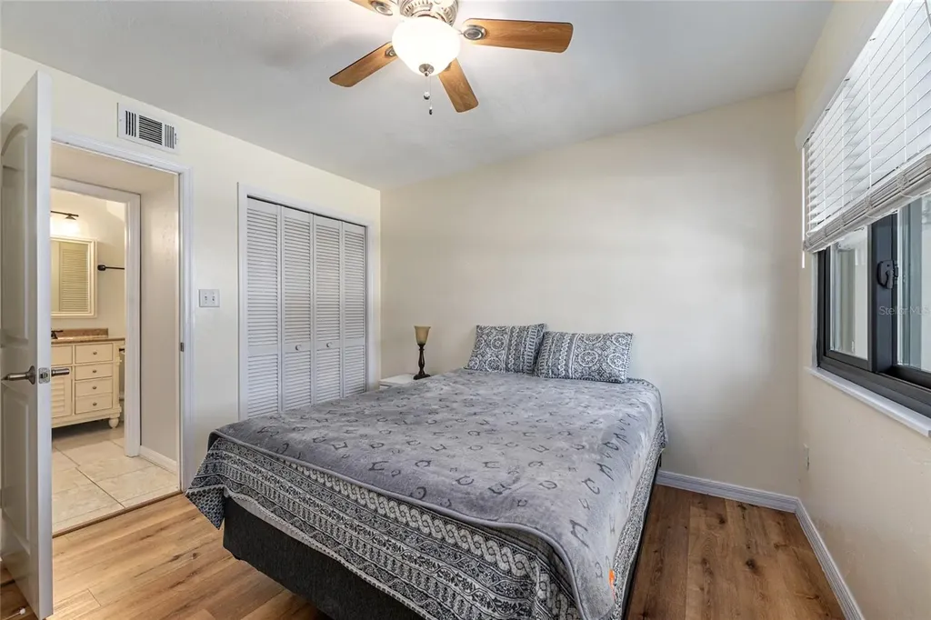 2740 NW 39th Drive Gainesville FL 32606