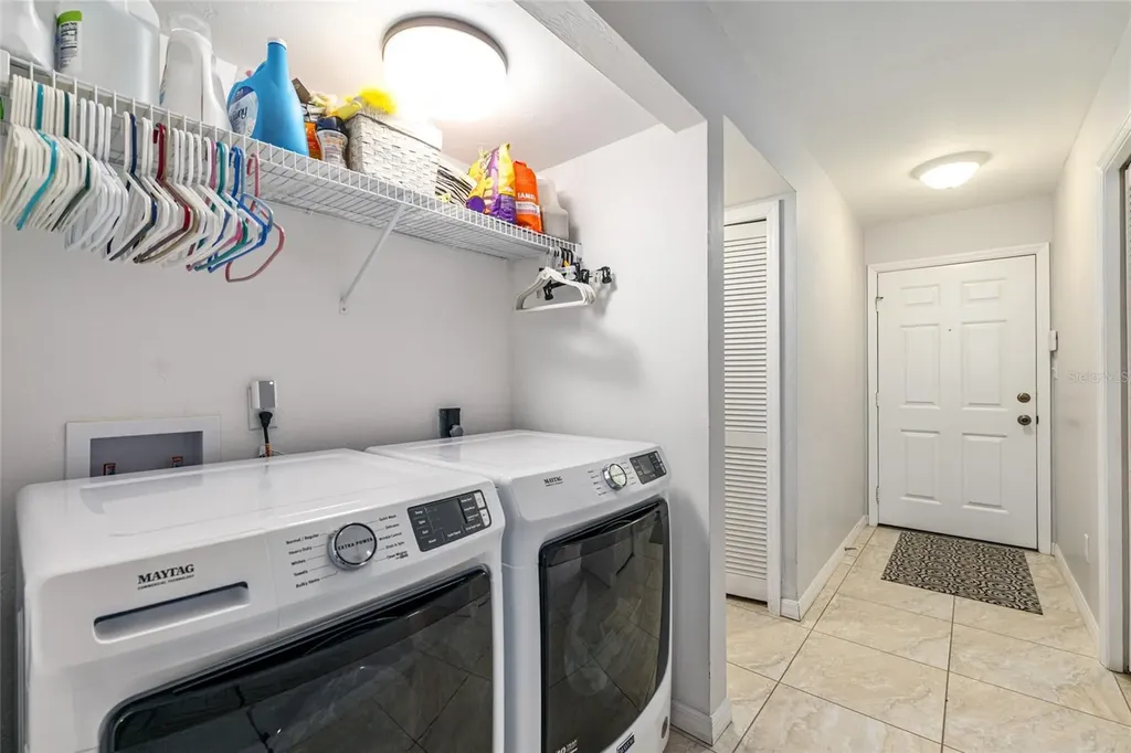 2740 NW 39th Drive Gainesville FL 32606