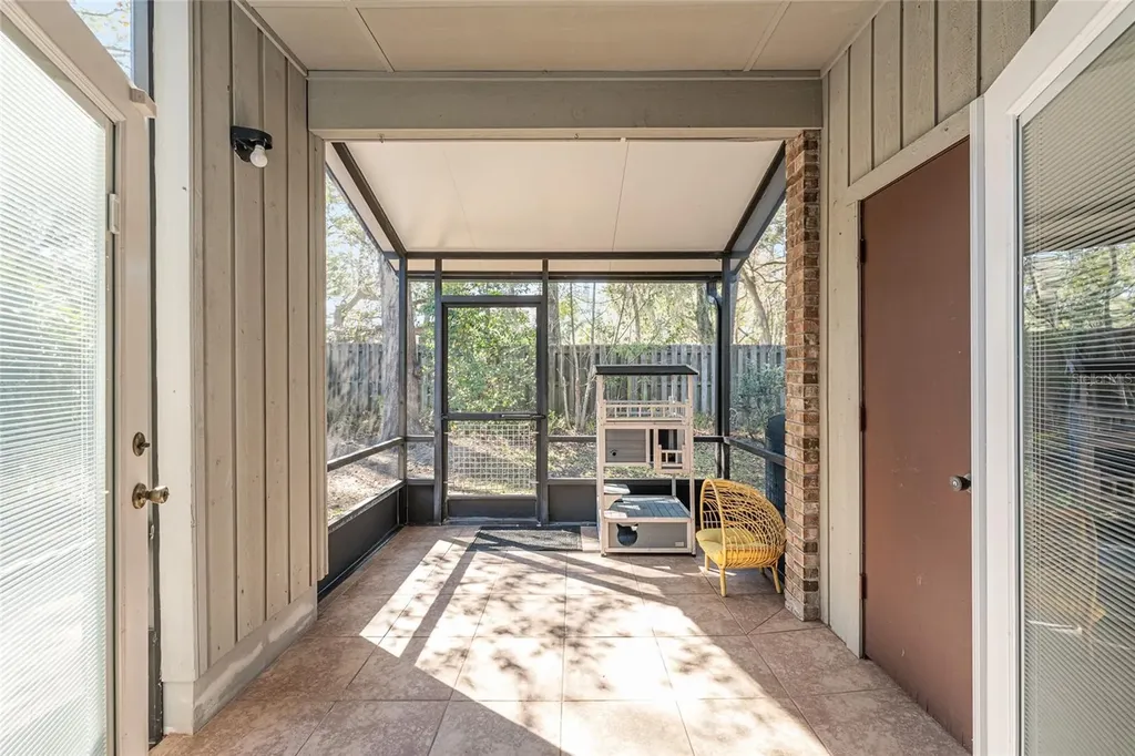 2740 NW 39th Drive Gainesville FL 32606