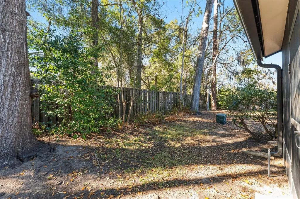 2740 NW 39th Drive Gainesville FL 32606