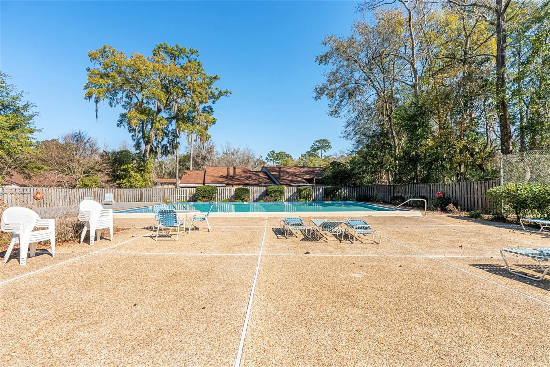 2740 NW 39th Drive Gainesville FL 32606