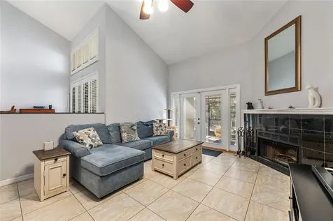 2740 NW 39th Drive Gainesville FL 32606