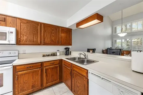 2740 NW 39th Drive Gainesville FL 32606