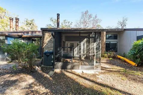 2740 NW 39th Drive Gainesville FL 32606