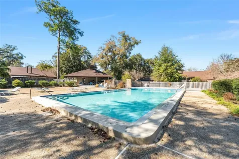 2740 NW 39th Drive Gainesville FL 32606