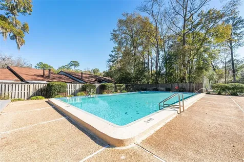 2740 NW 39th Drive Gainesville FL 32606