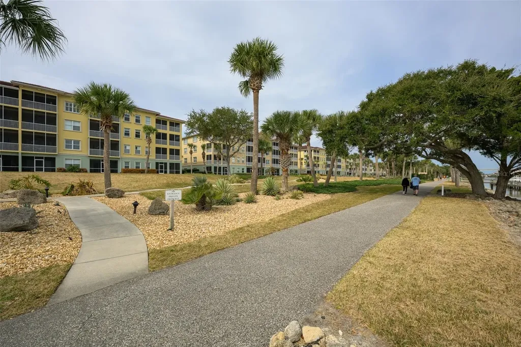 1200 Canopy Walk Lane Palm Coast FL 32137