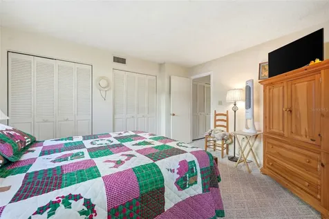 110 N Tremain Street Mount Dora FL 32757