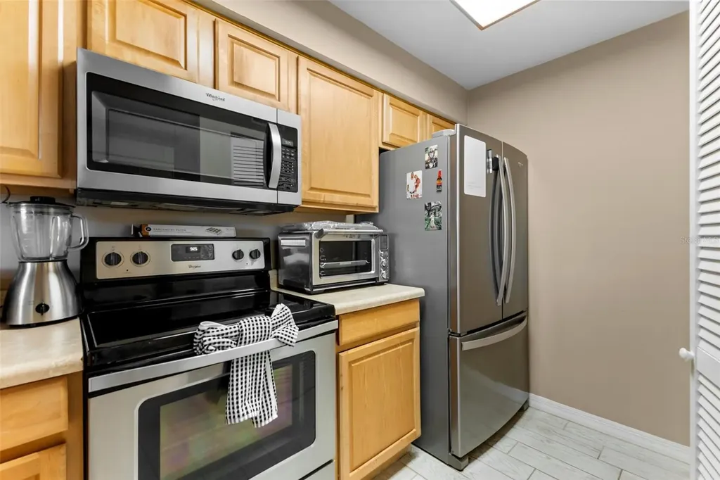 2990 Bonaventure Circle Palm Harbor FL 34684