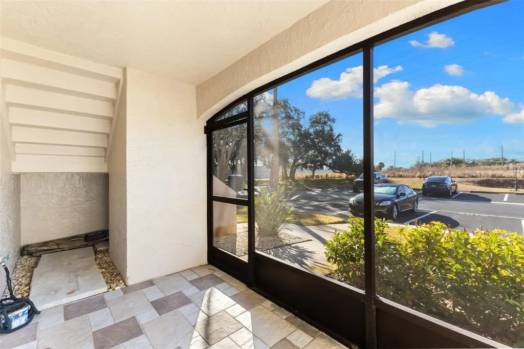 2990 Bonaventure Circle Palm Harbor FL 34684