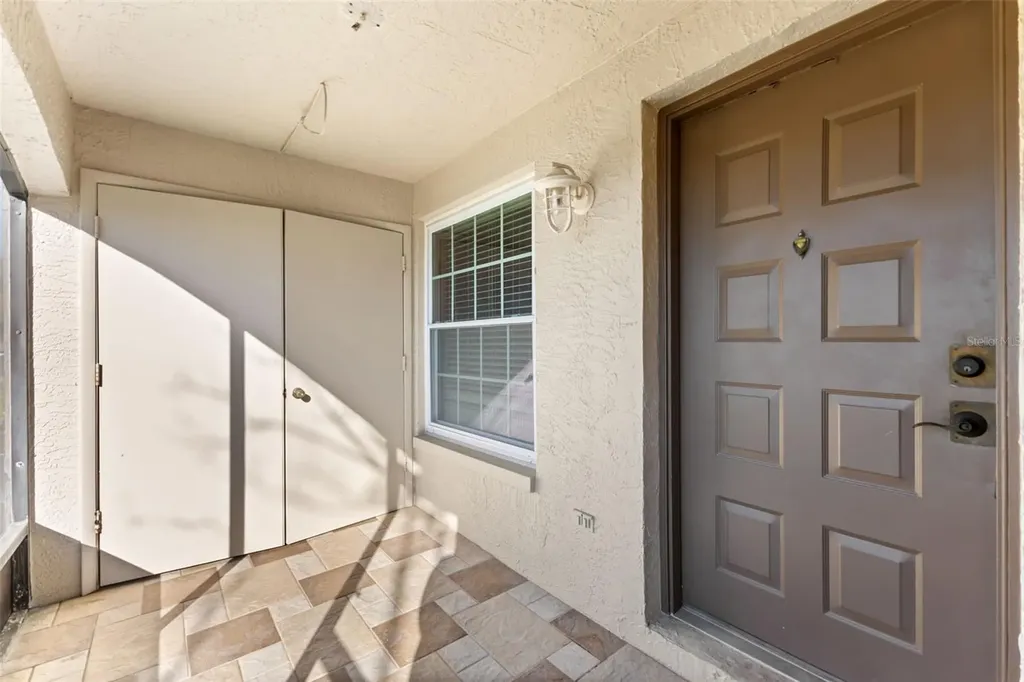 2990 Bonaventure Circle Palm Harbor FL 34684