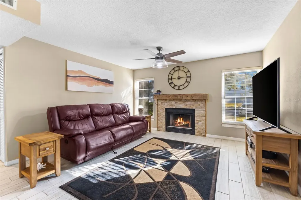 2990 Bonaventure Circle Palm Harbor FL 34684