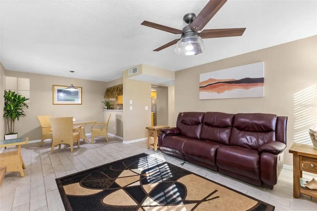 2990 Bonaventure Circle Palm Harbor FL 34684