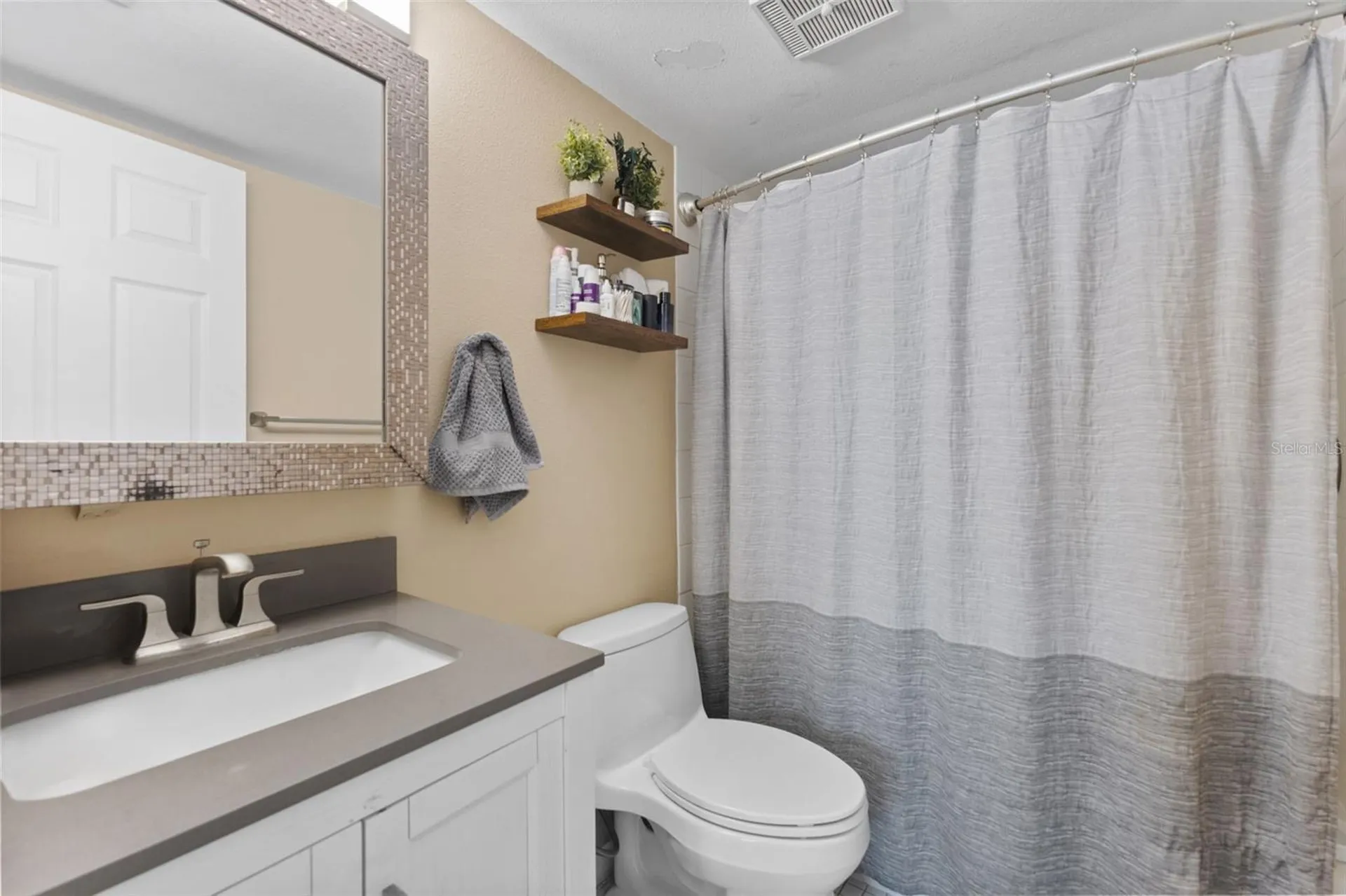 2990 Bonaventure Circle Palm Harbor FL 34684