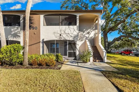 2990 Bonaventure Circle Palm Harbor FL 34684