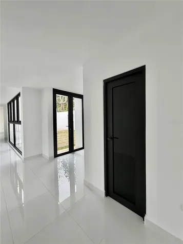 #8 Calle Industrial Urb. El Retiro Caguas PR 00725