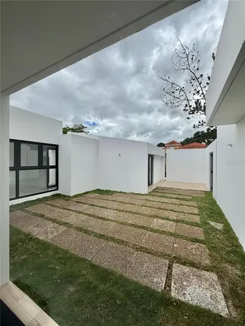 #8 Calle Industrial Urb. El Retiro Caguas PR 00725