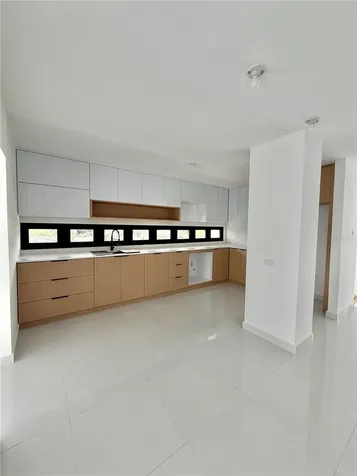 #8 Calle Industrial Urb. El Retiro Caguas PR 00725