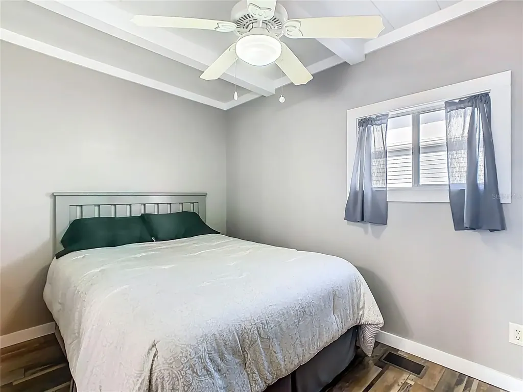 446 Pine Loop Frostproof FL 33843
