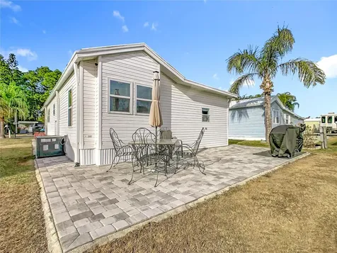 446 Pine Loop Frostproof FL 33843
