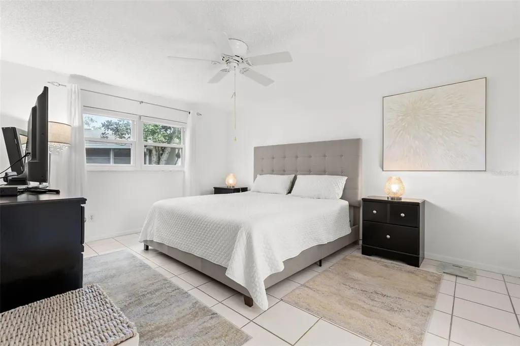 3143 37th Lane S St Petersburg FL 33711