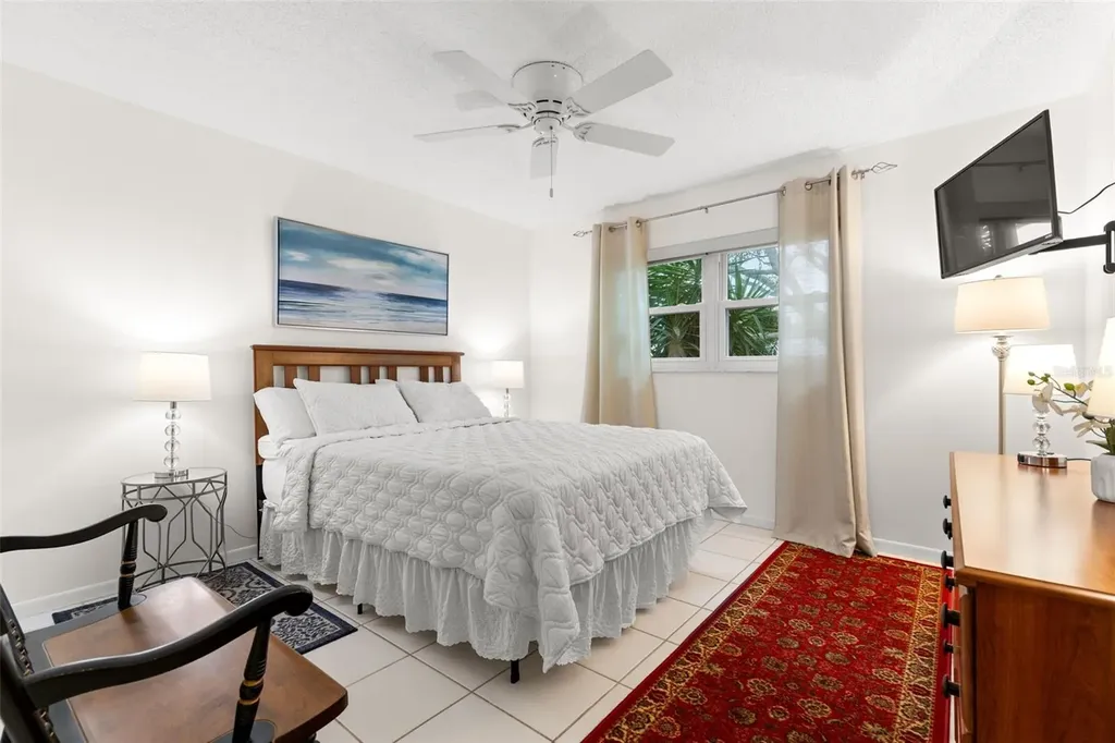 3143 37th Lane S St Petersburg FL 33711