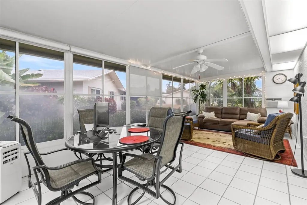 3143 37th Lane S St Petersburg FL 33711