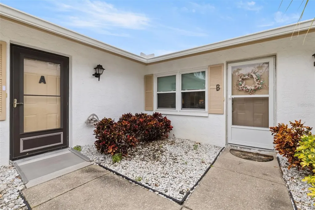 3143 37th Lane S St Petersburg FL 33711