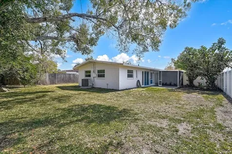 3133 Lake Ridge Drive Sarasota FL 34237