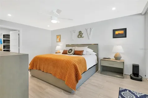 3694 Glen Oaks Manor Drive Sarasota FL 34232