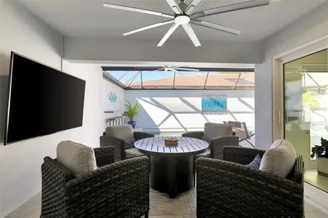 3694 Glen Oaks Manor Drive Sarasota FL 34232