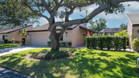3694 Glen Oaks Manor Drive Sarasota FL 34232