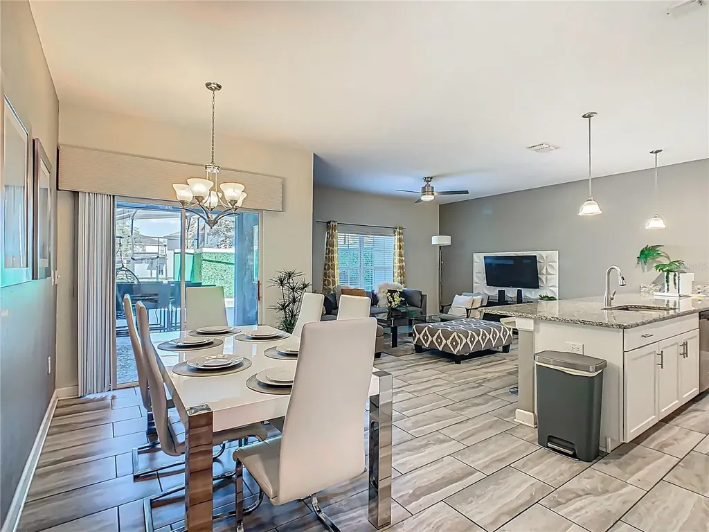 1579 Moon Valley Drive Davenport FL 33896