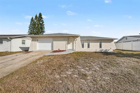 7321 S Rosarian Drive Port Richey FL 34668