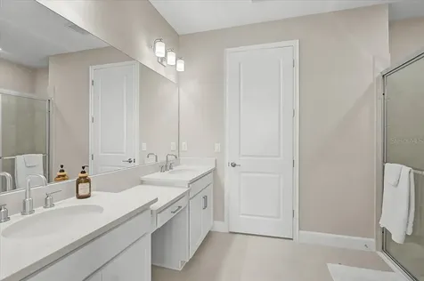 7782 Waning Moon Way Sarasota FL 34241