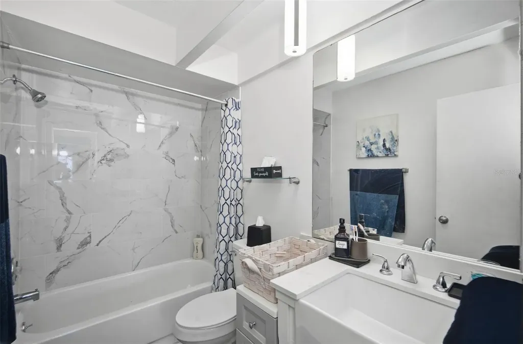 2314 S Clewis Court Tampa FL 33629
