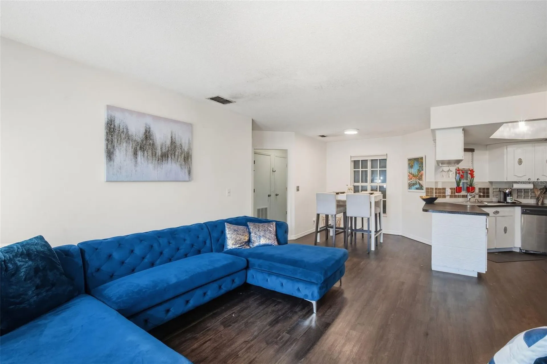 2314 S Clewis Court Tampa FL 33629
