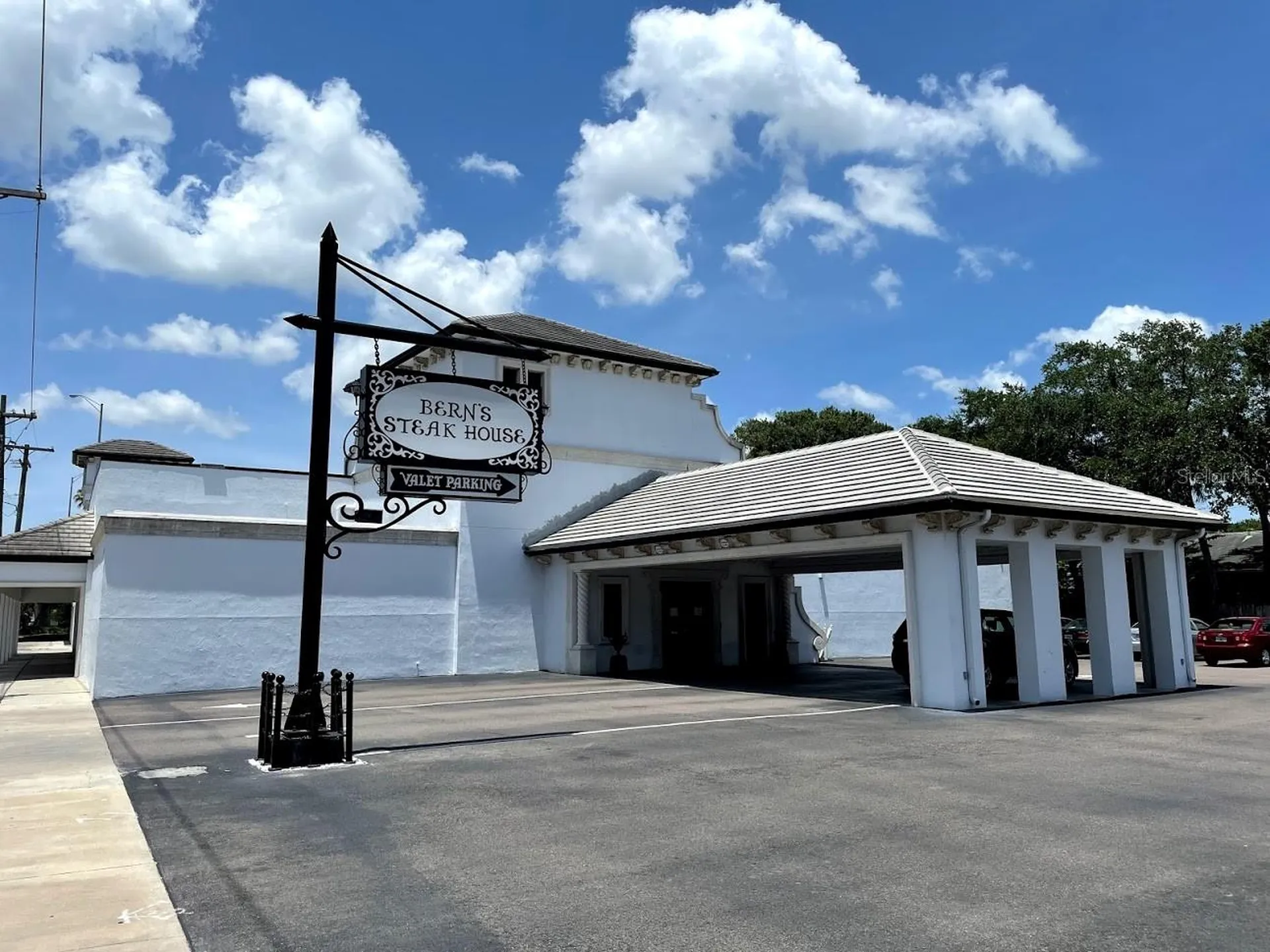 2314 S Clewis Court Tampa FL 33629