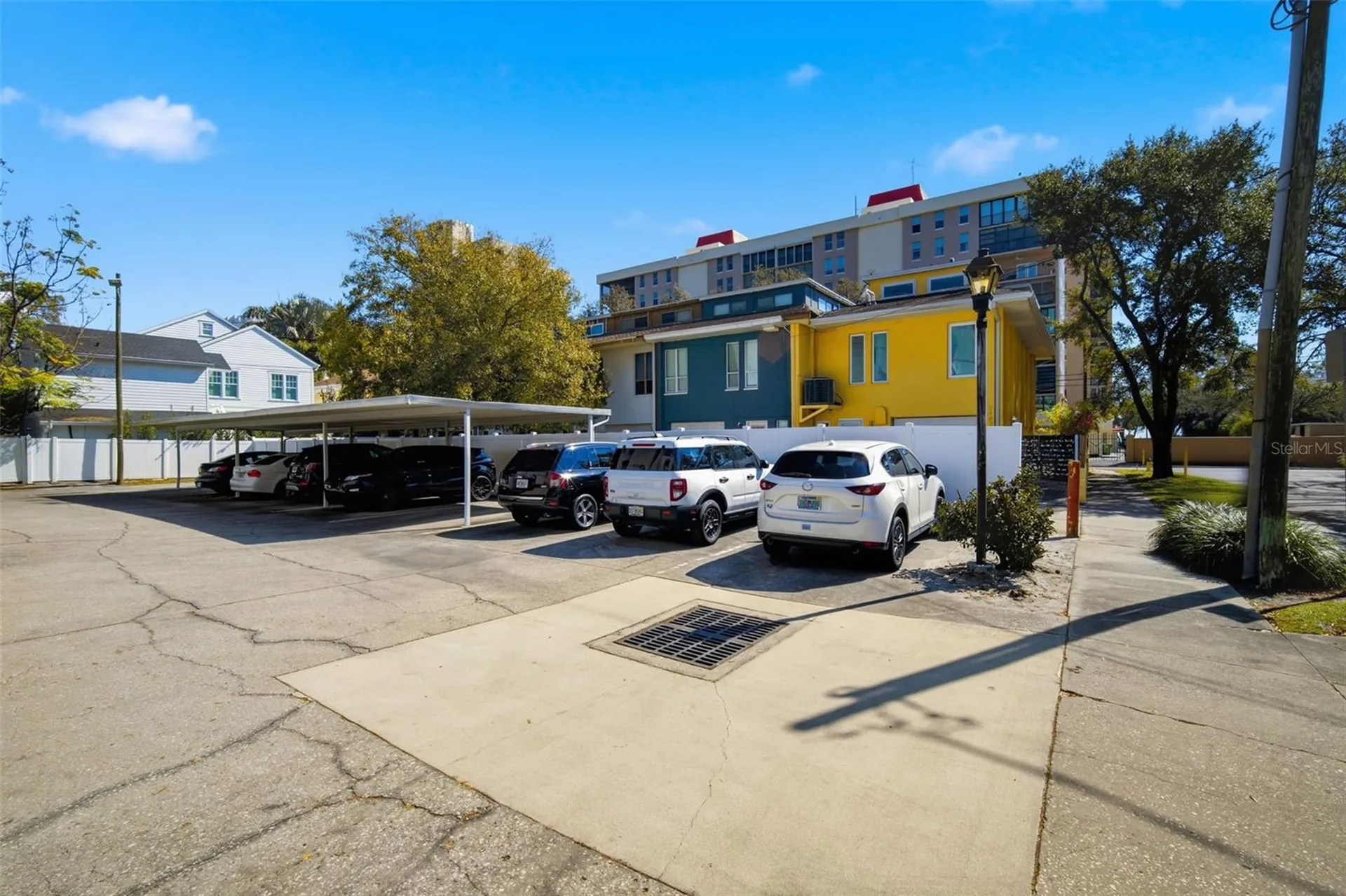2314 S Clewis Court Tampa FL 33629