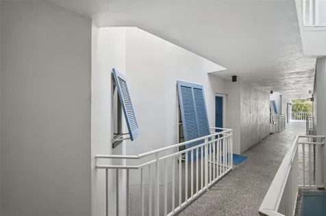 2314 S Clewis Court Tampa FL 33629