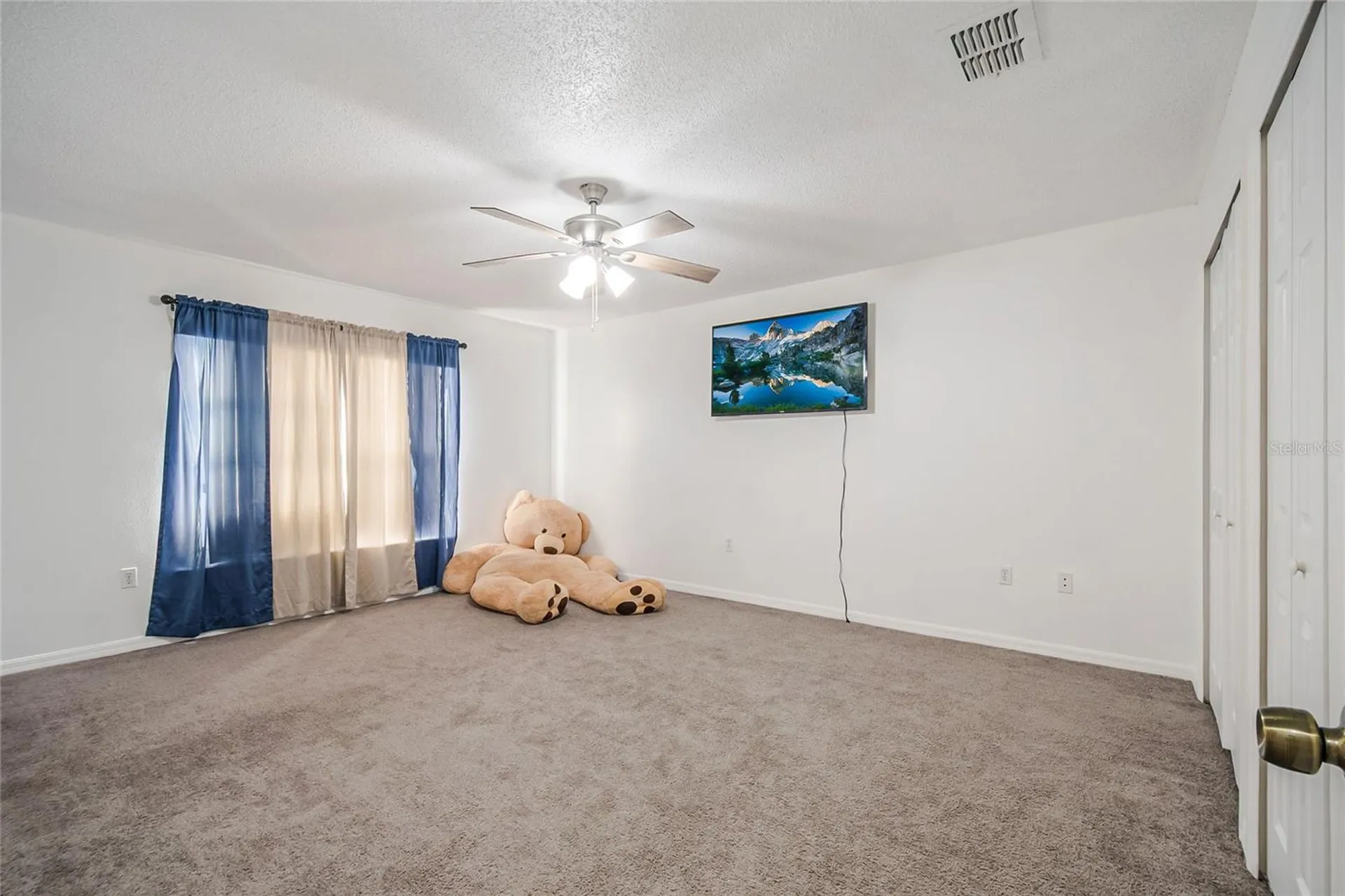 6 Alicante Court Kissimmee FL 34758