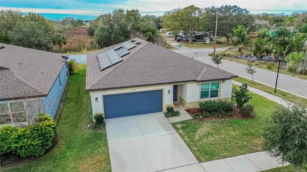 901 Golden Shiner Avenue Ruskin FL 33570