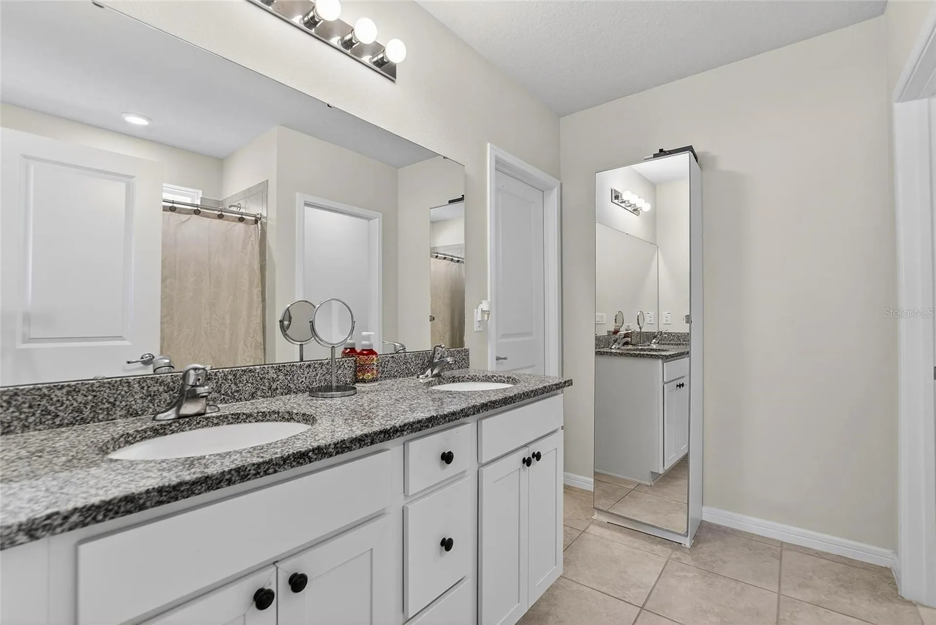 901 Golden Shiner Avenue Ruskin FL 33570