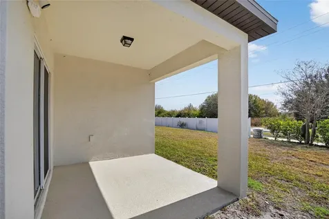 901 Golden Shiner Avenue Ruskin FL 33570