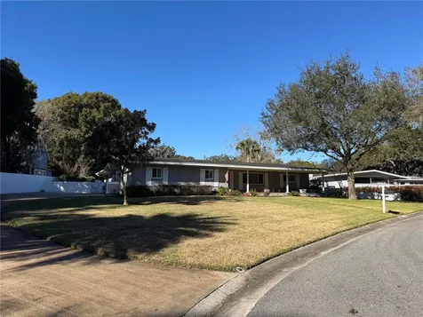 2302 Lucretia Court Sanford FL 32771