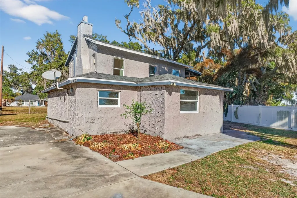 842 Channing Road Lakeland FL 33805
