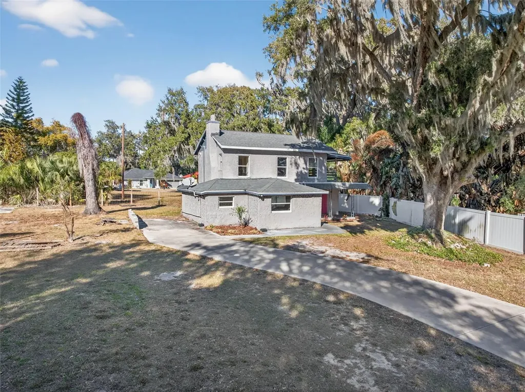 842 Channing Road Lakeland FL 33805